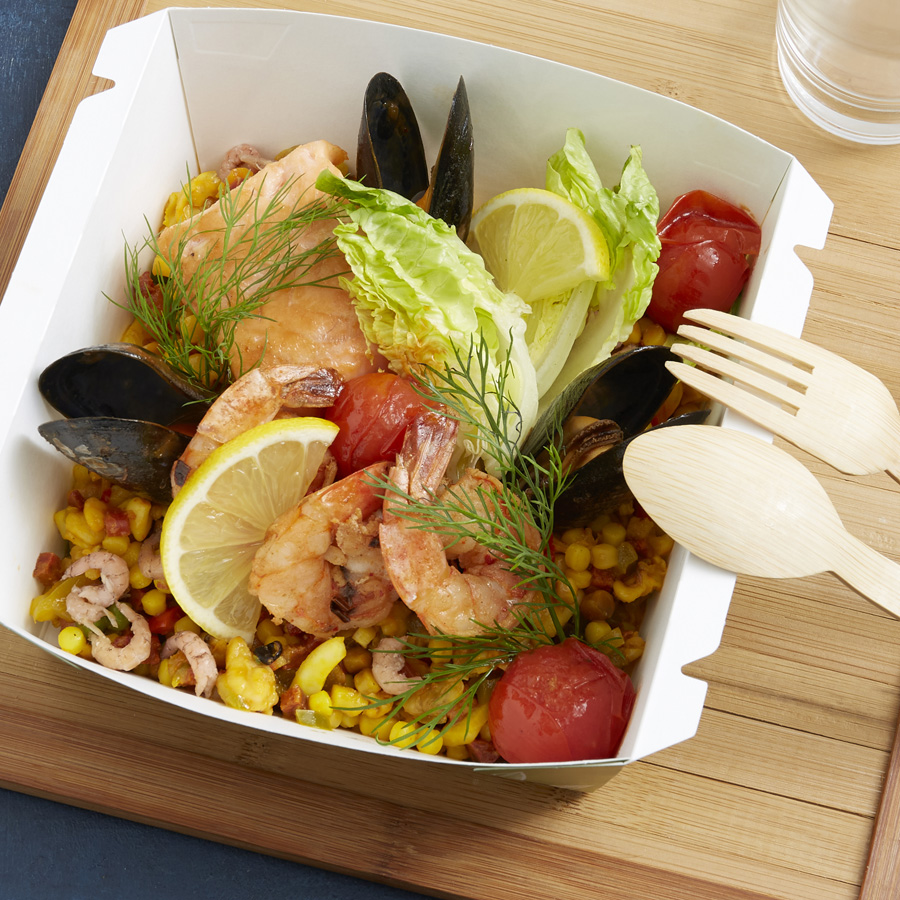 Grande salade fregola, scampi, pavé grillé de saumon