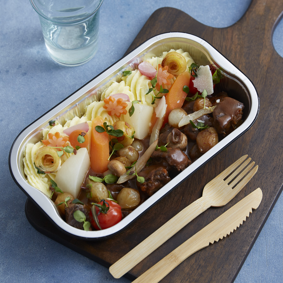 Bourguignon de joue de boeuf, garniture à l'ancienne,  purée de pomme de terre