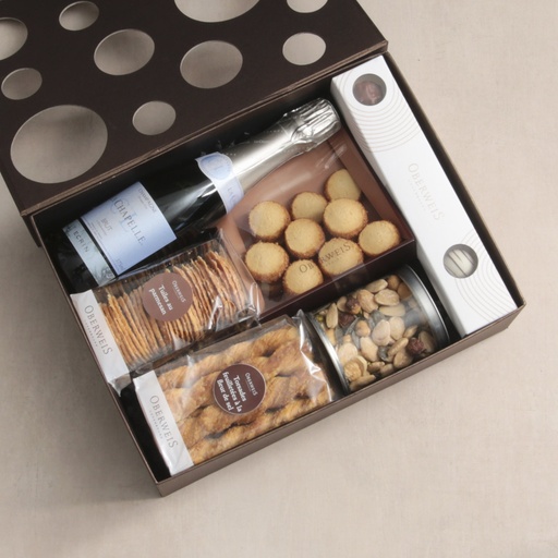 [011837*] Coffret James