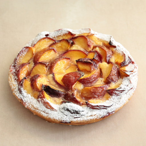 [012410*] Tarte feuilletée aux pêches