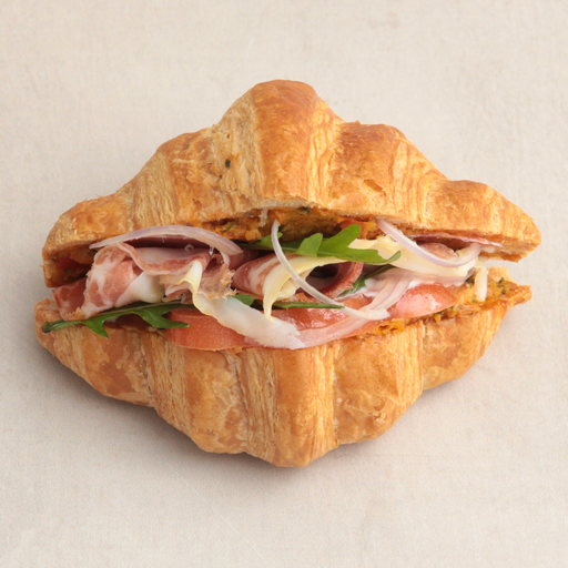 [013124*] Mini croissant filled with raw ham