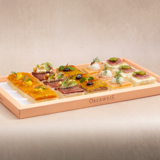 [013375*] Mixed canapés