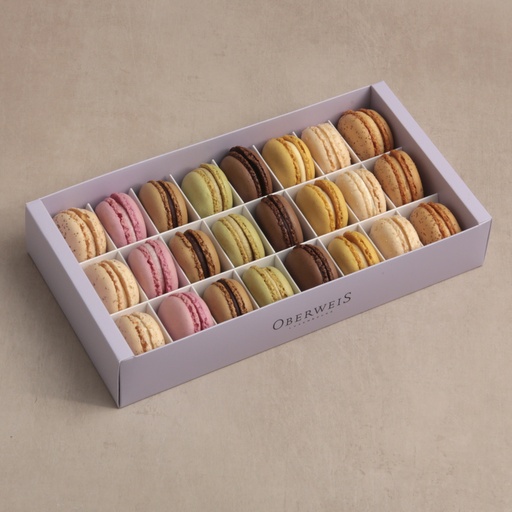 [000056*] Box of 24 macaroons