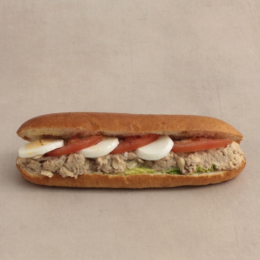 [000083*] Brioche bread with tuna, apples and raw vegetables